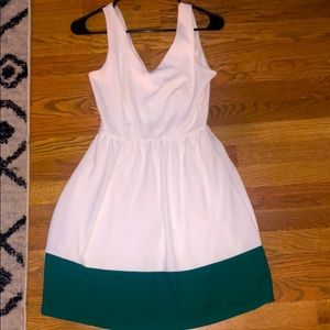 Cute white dress with green detail